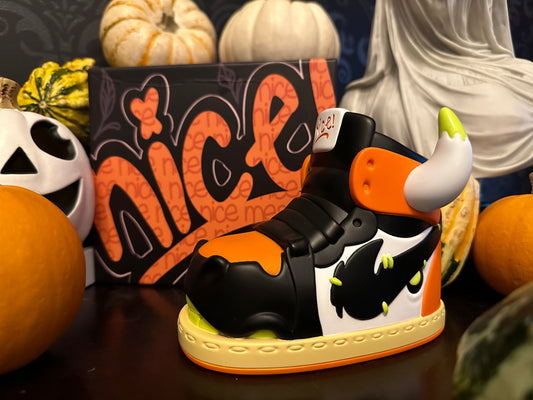 Nice! Shoes Vinyl Art Toy “Zucca”