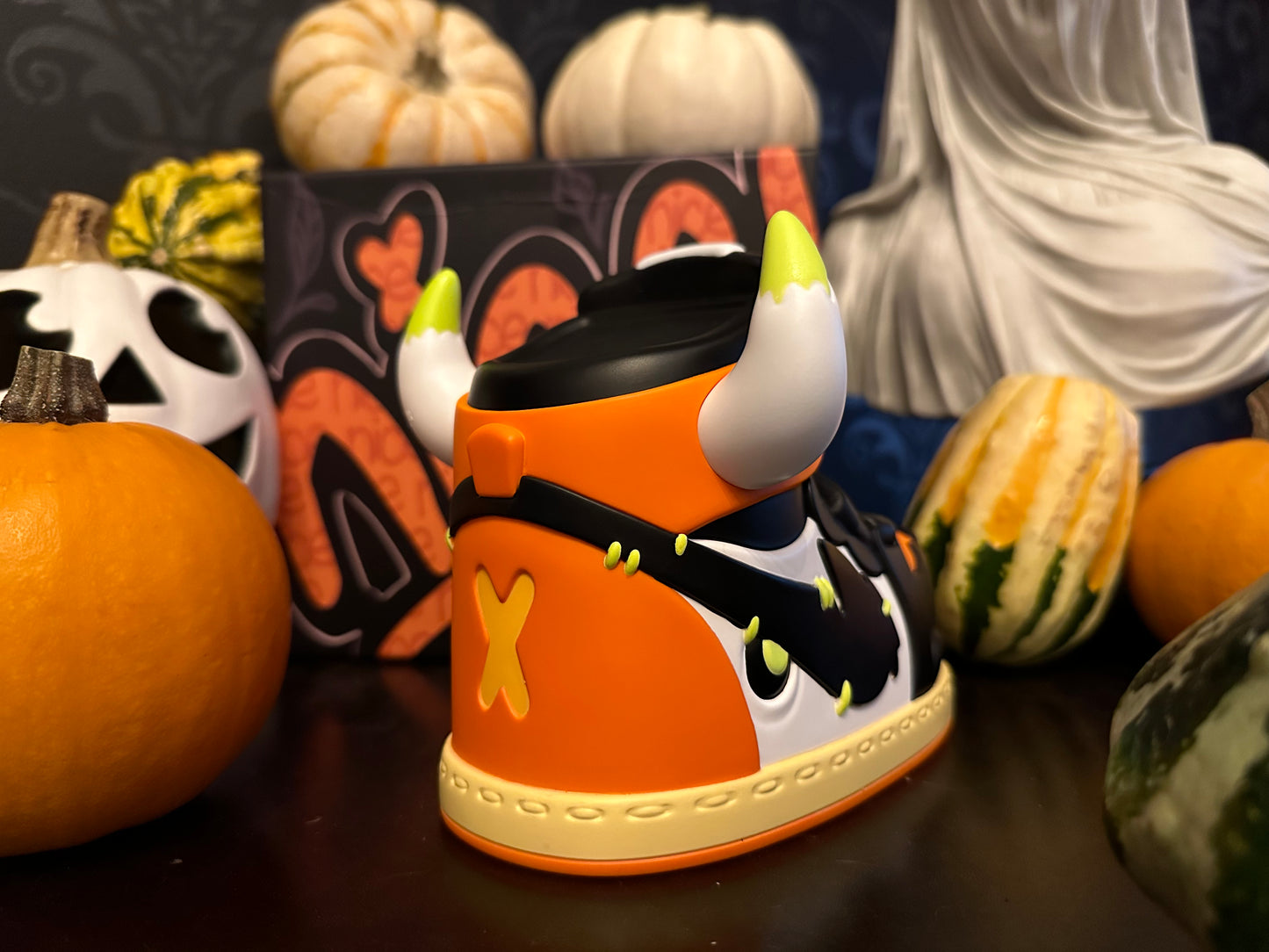 Nice! Shoes Vinyl Art Toy “Zucca”